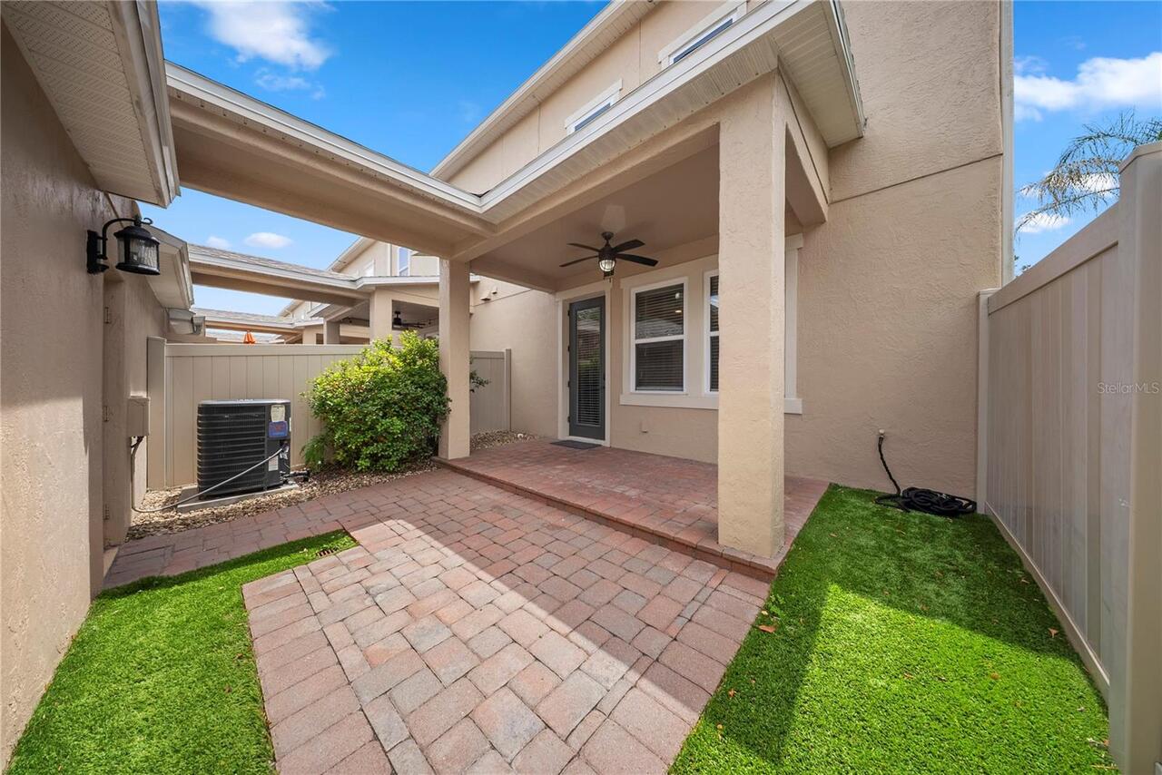 Listing Photo 11