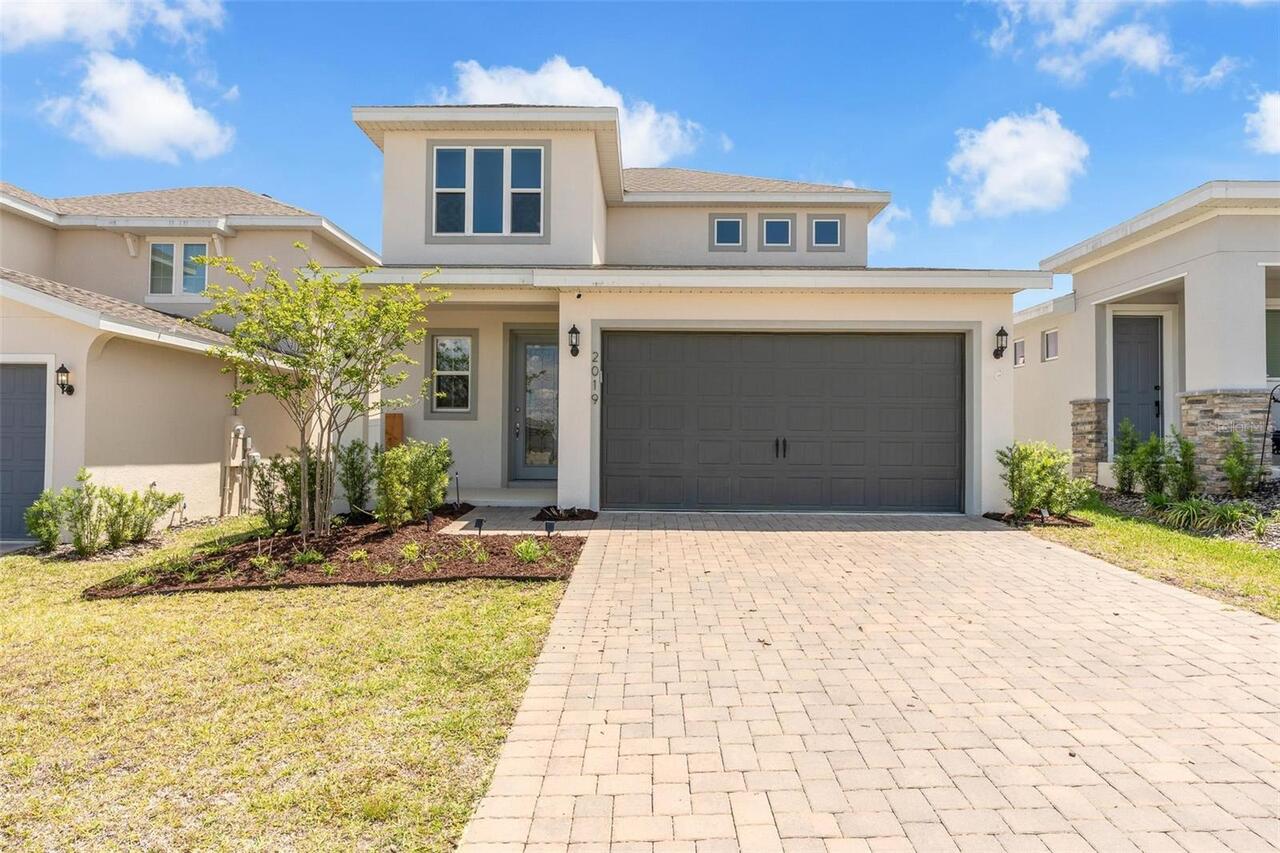 Minneola Real Estate