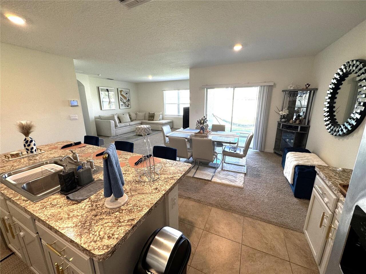 Listing Photo 8