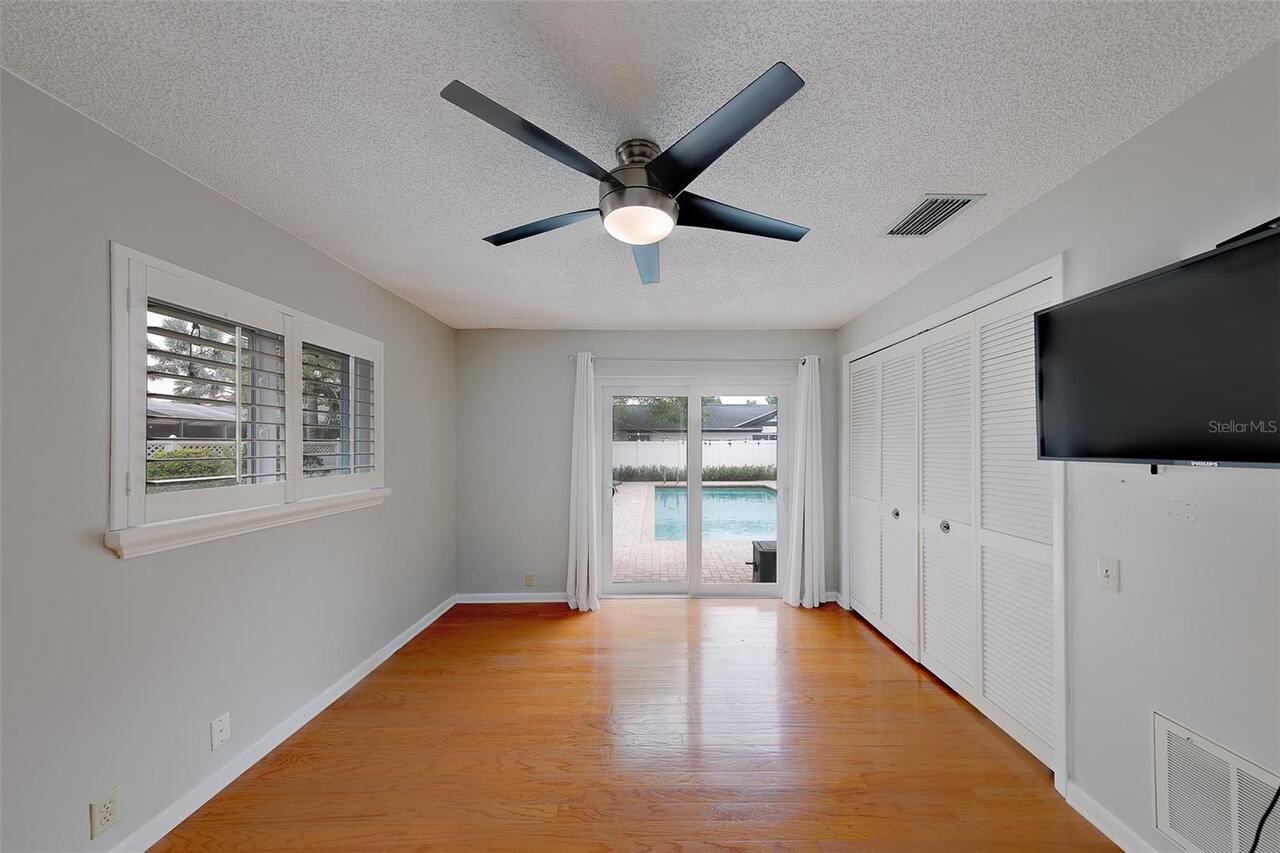 Listing Photo 38