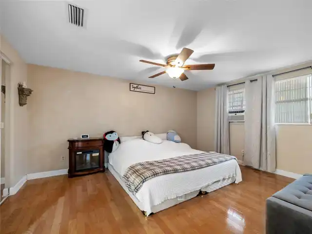 Listing Photo 28