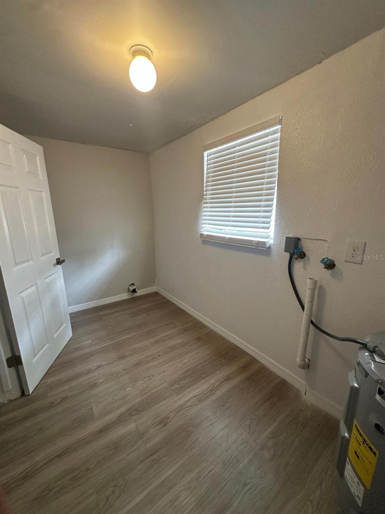 Listing Photo 14