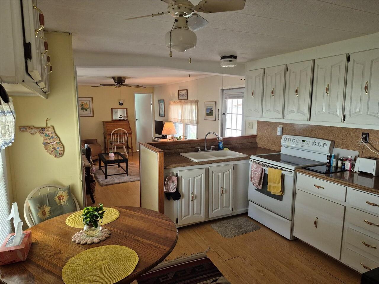 Listing Photo 5