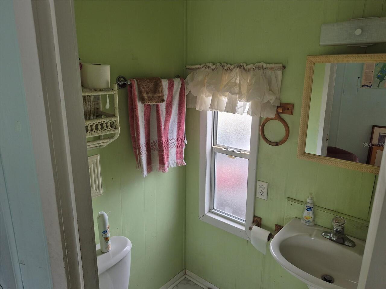 Listing Photo 11