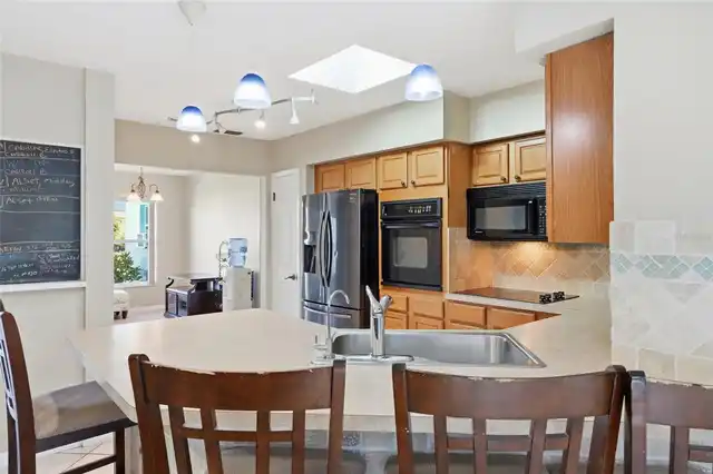 Listing Photo 11