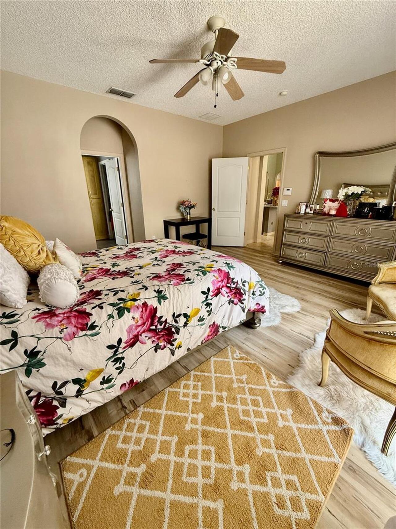 Listing Photo 18