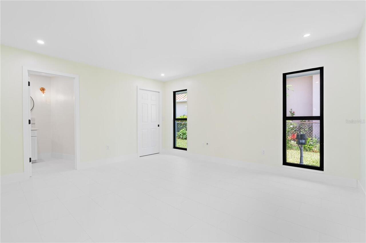 Listing Photo 35