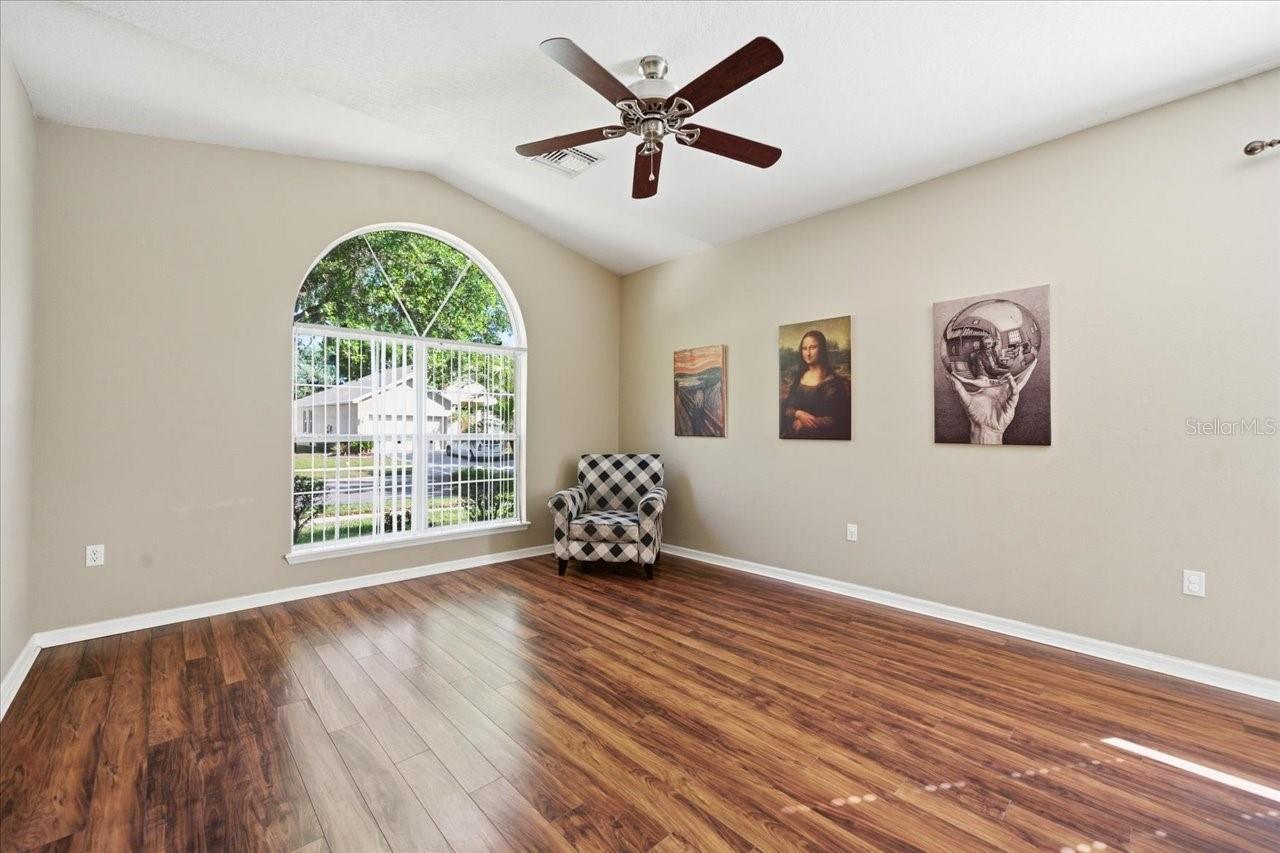 Listing Photo 7