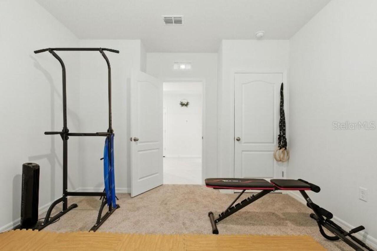 Listing Photo 17