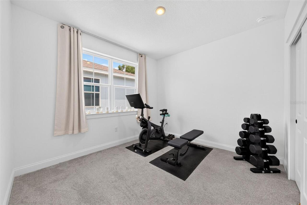 Listing Photo 17