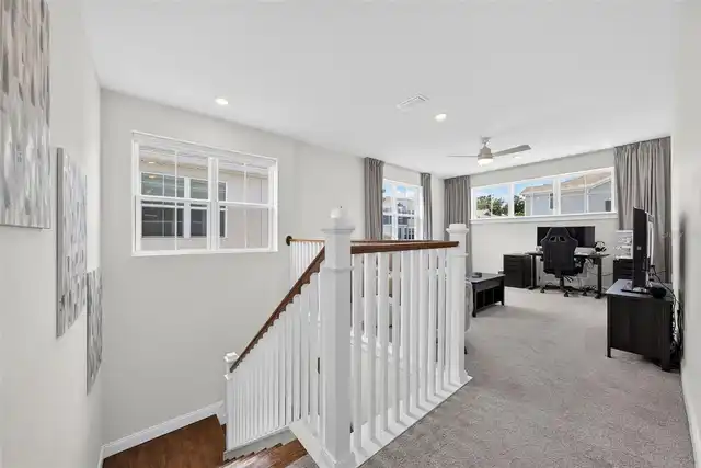 Listing Photo 12