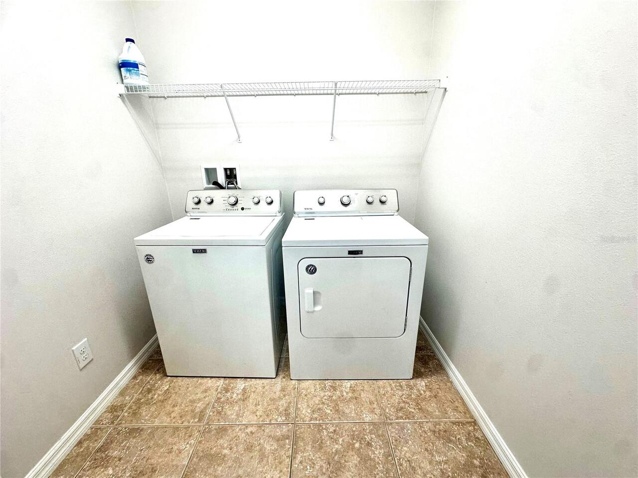 Listing Photo 12