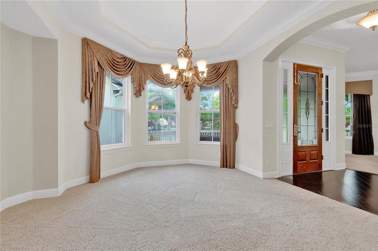 Listing Photo 9