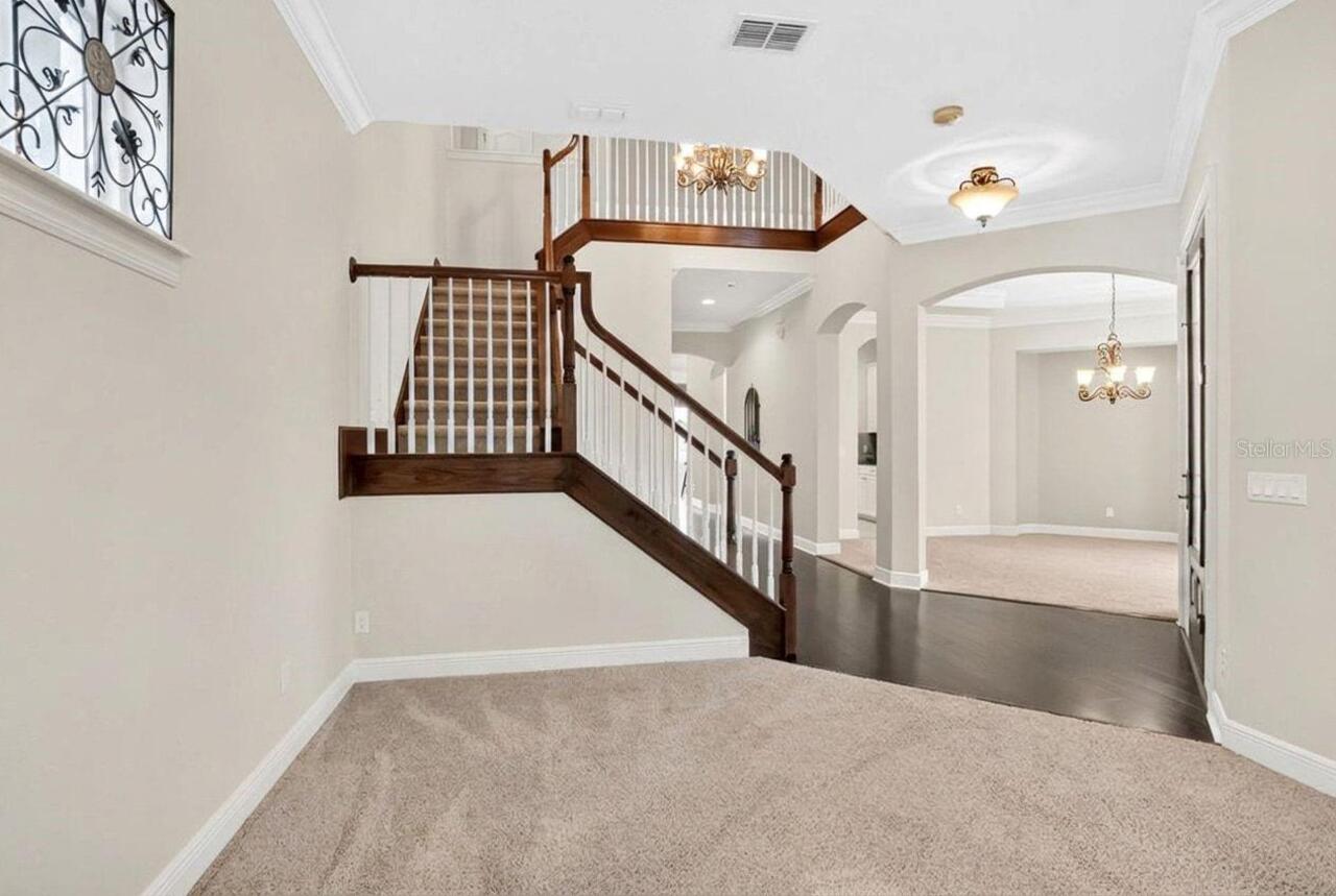 Listing Photo 10
