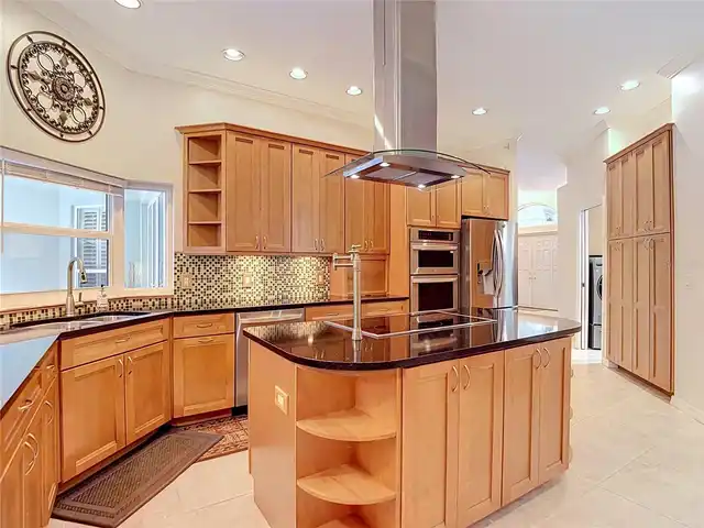 Listing Photo 15