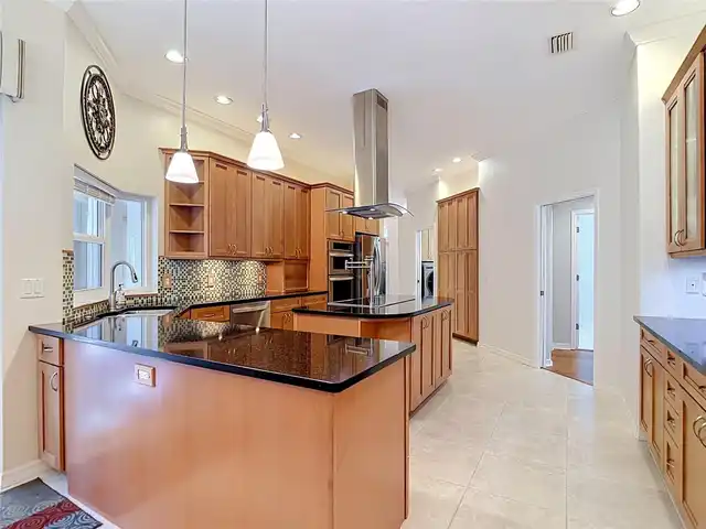 Listing Photo 21