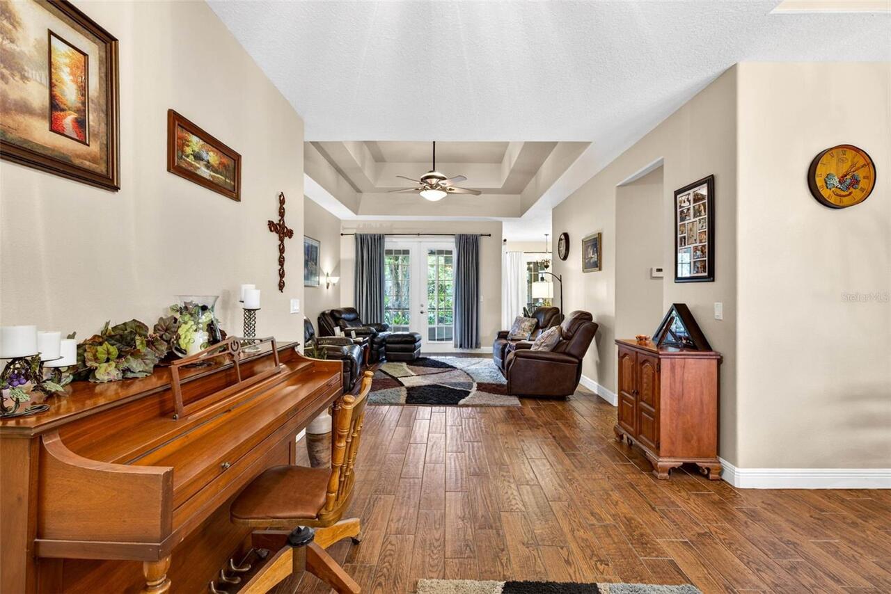 Listing Photo 8