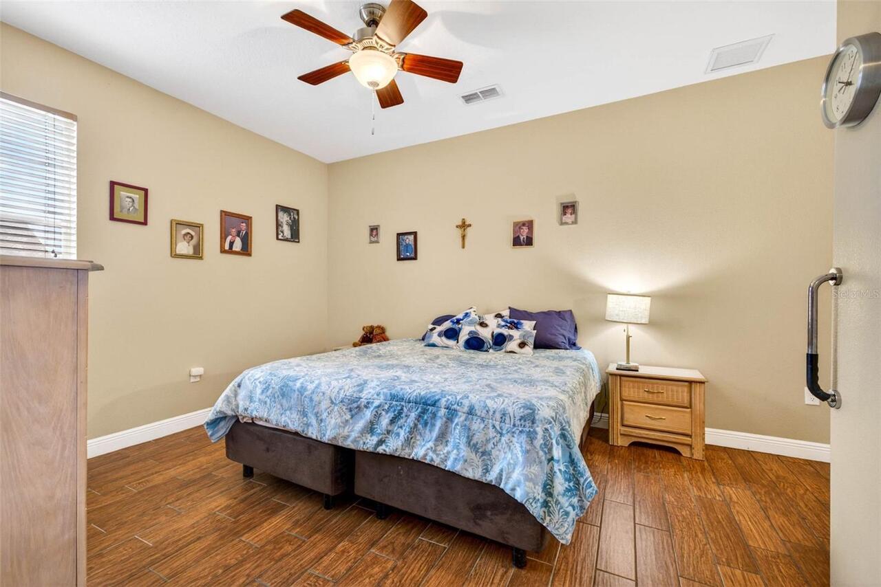 Listing Photo 28
