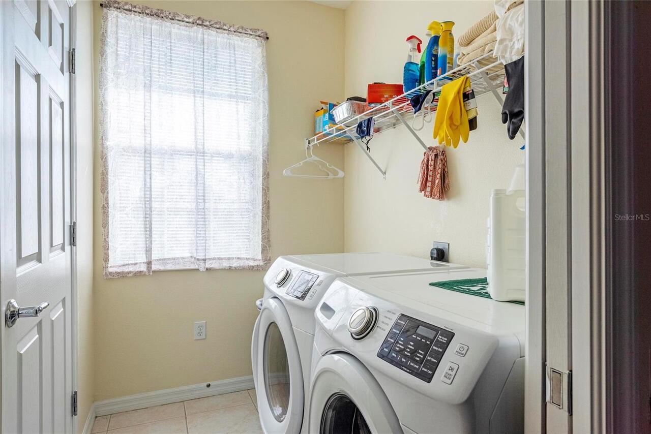 Listing Photo 11