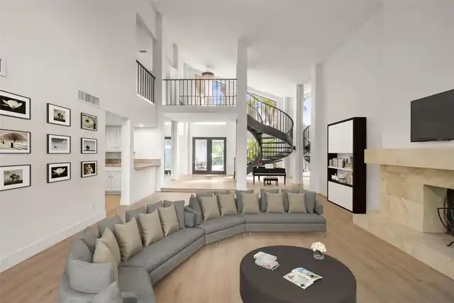 Listing Photo 18
