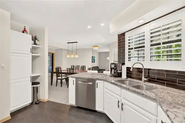 Listing Photo 15