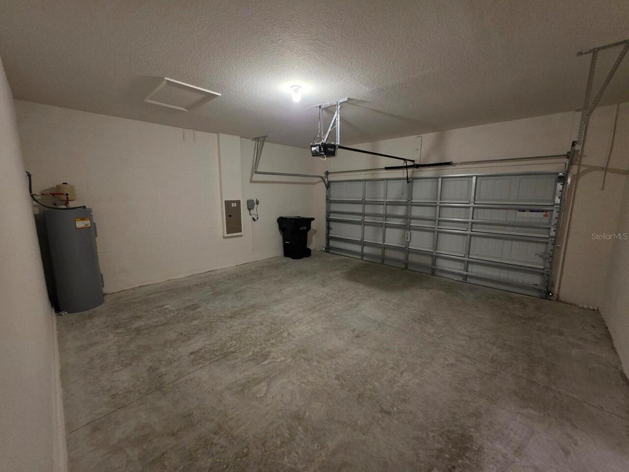 Listing Photo 12