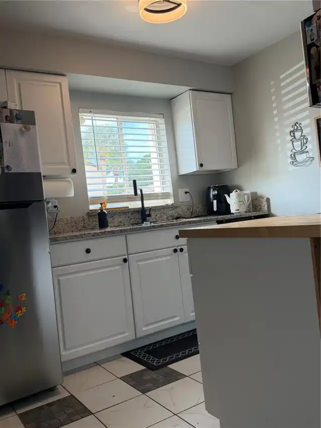 Listing Photo 6