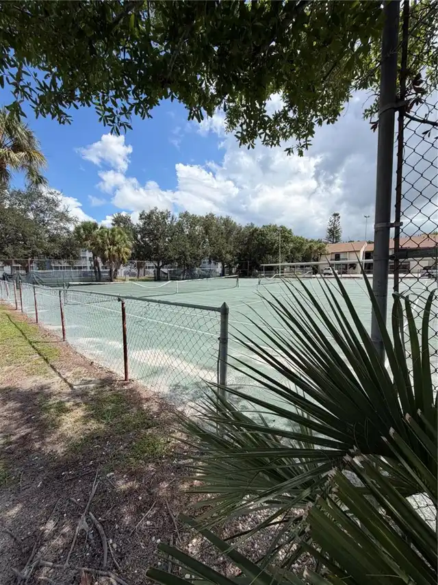 Listing Photo 18
