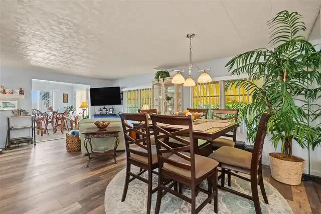 Listing Photo 29
