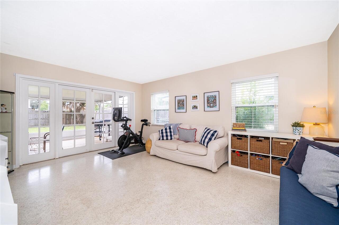 Listing Photo 6