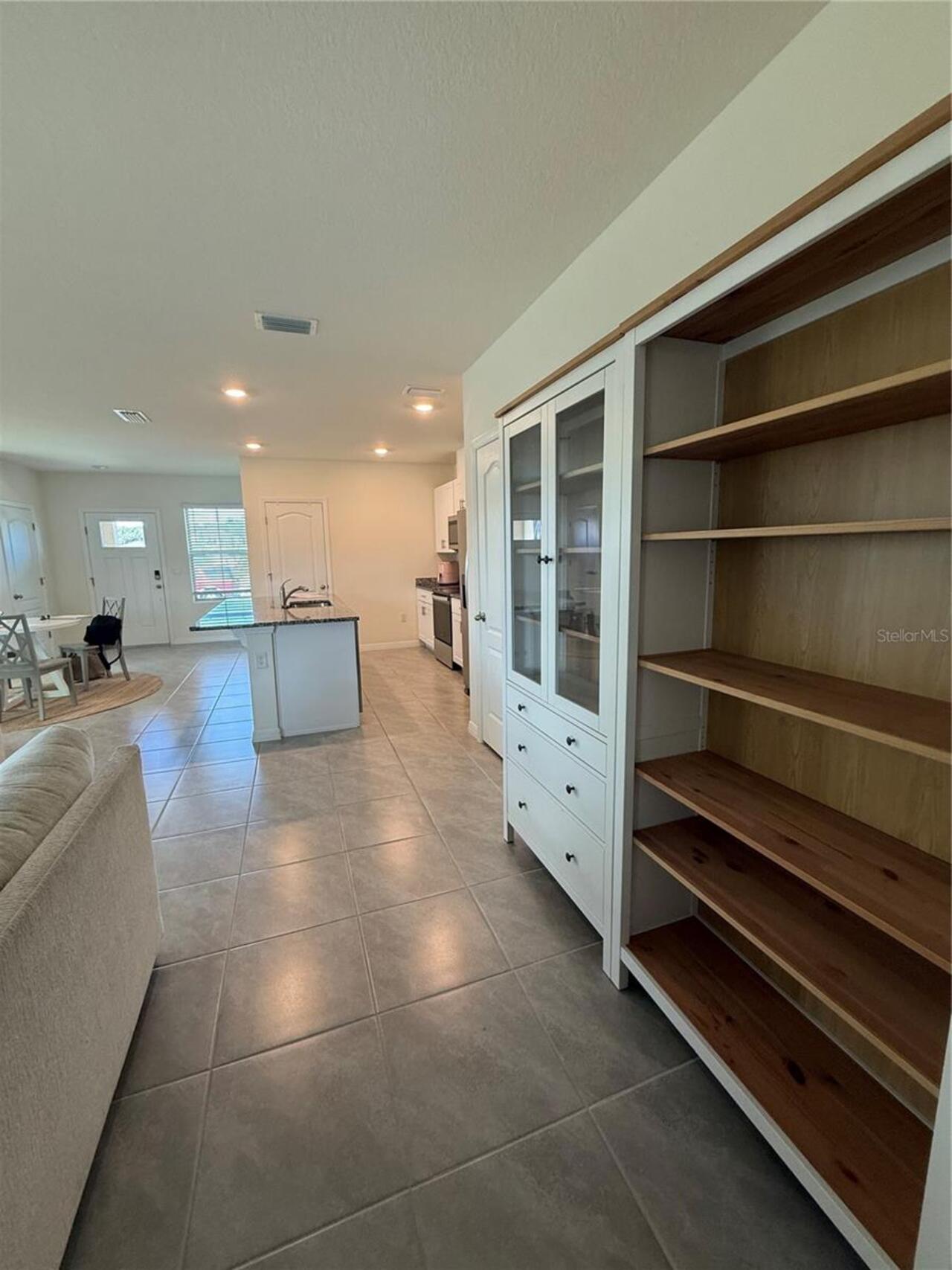 Listing Photo 11