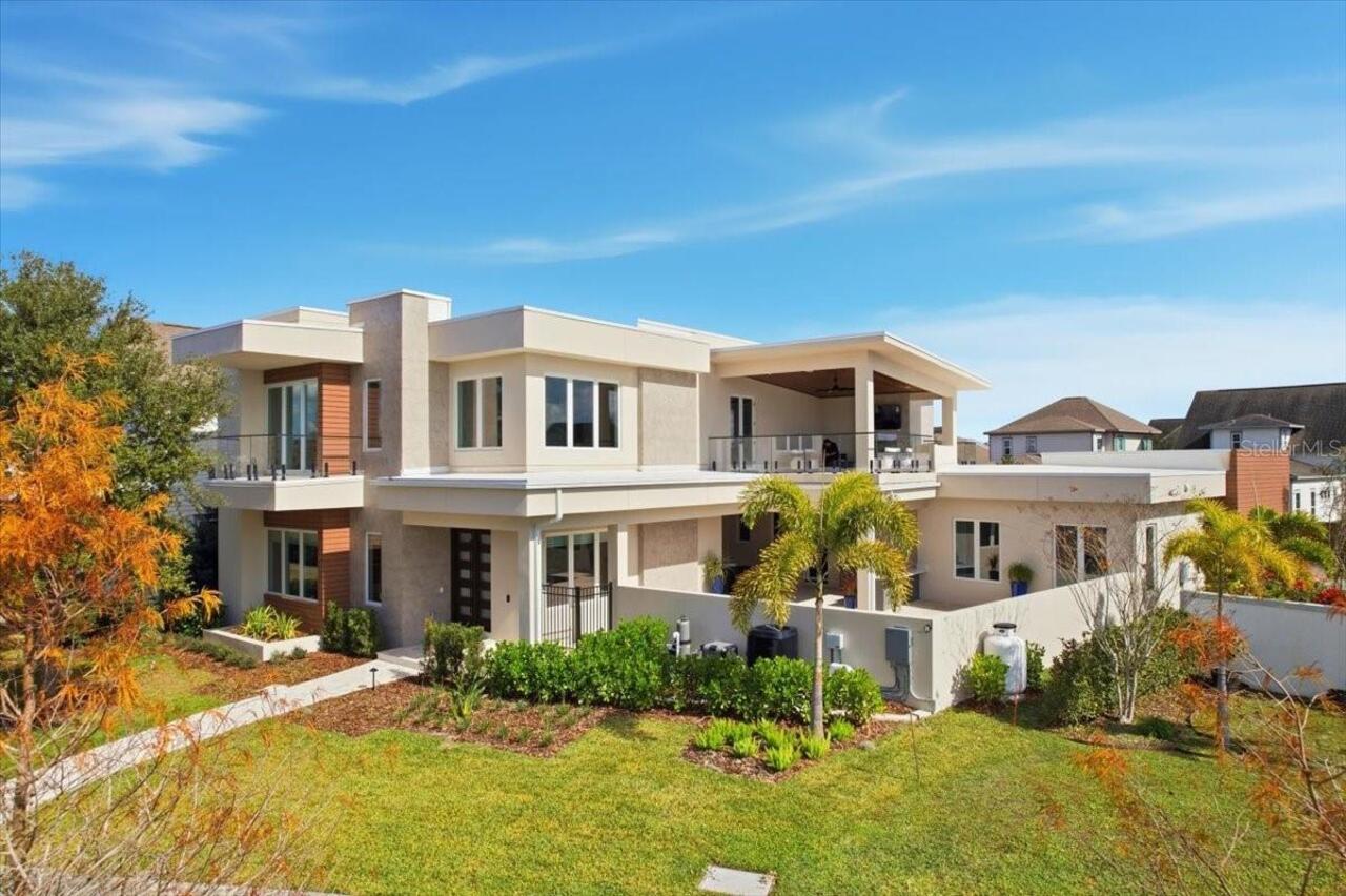 4BR, Home, 4BA, $3,150,000
Read More