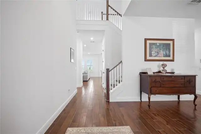 Listing Photo 10