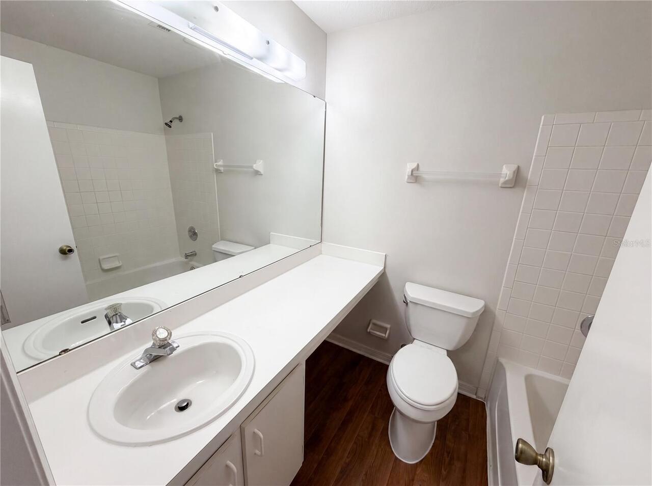 Listing Photo 17