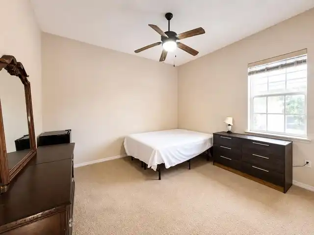Listing Photo 26