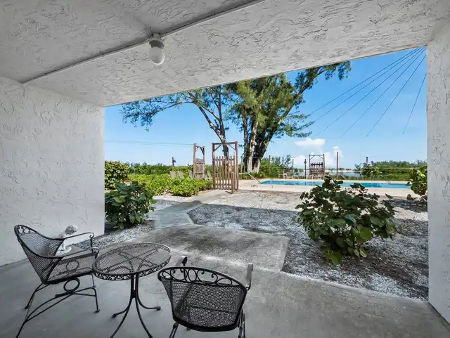 Listing Photo 34