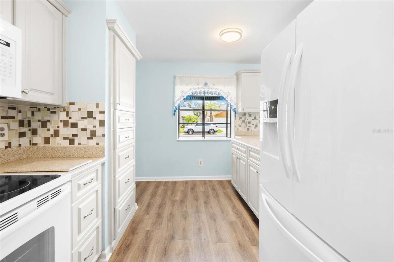 Listing Photo 17