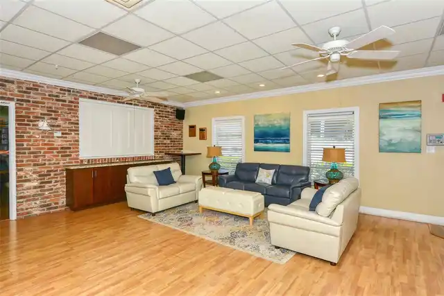 Listing Photo 27