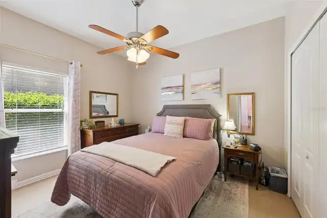 Listing Photo 11