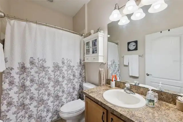 Listing Photo 17