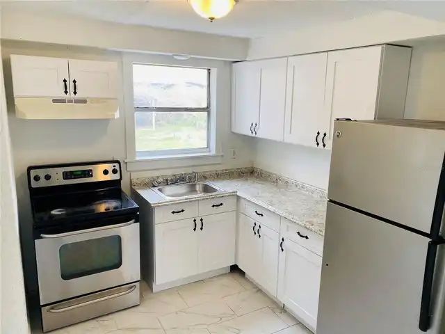 Listing Photo 16