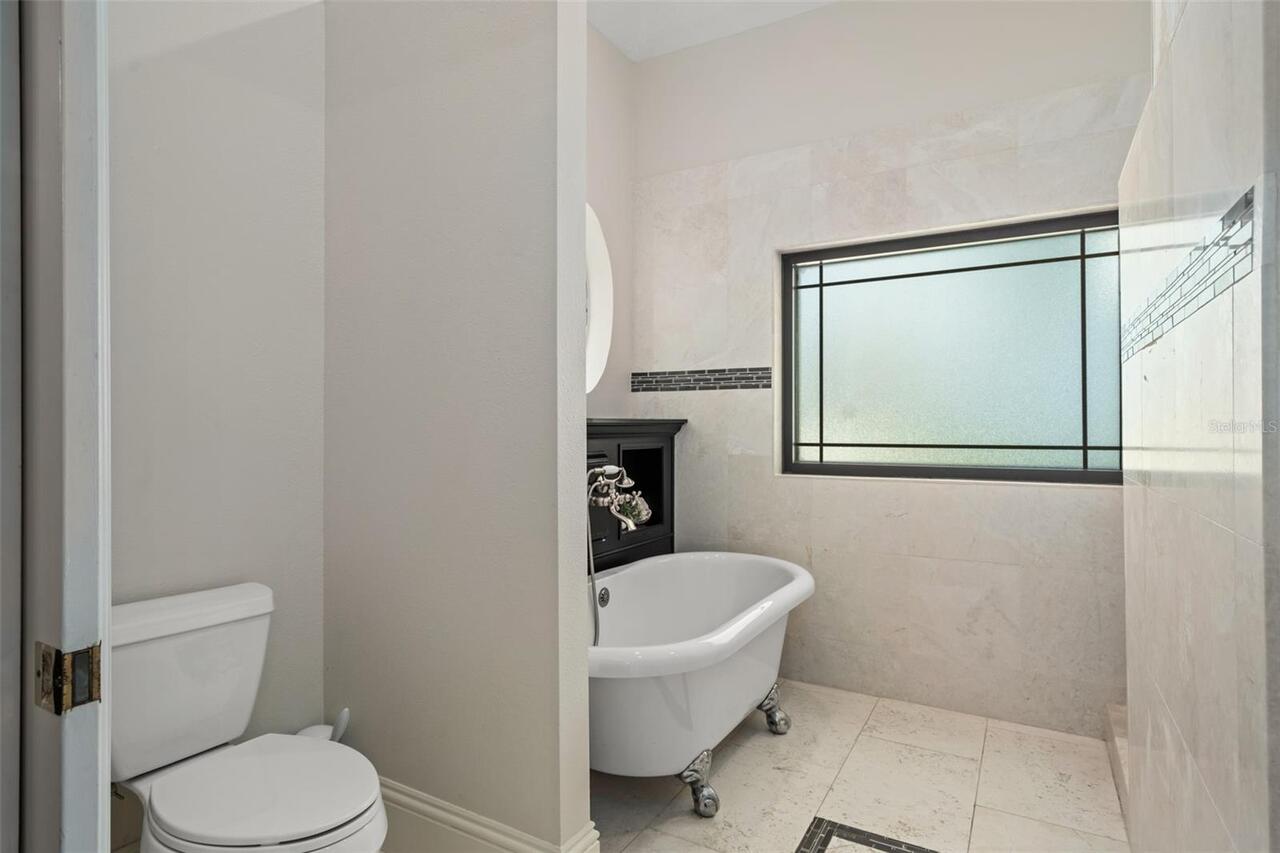 Listing Photo 33