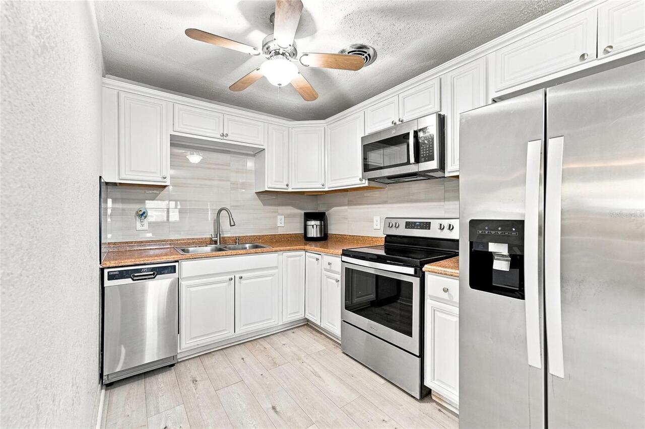 Listing Photo 18