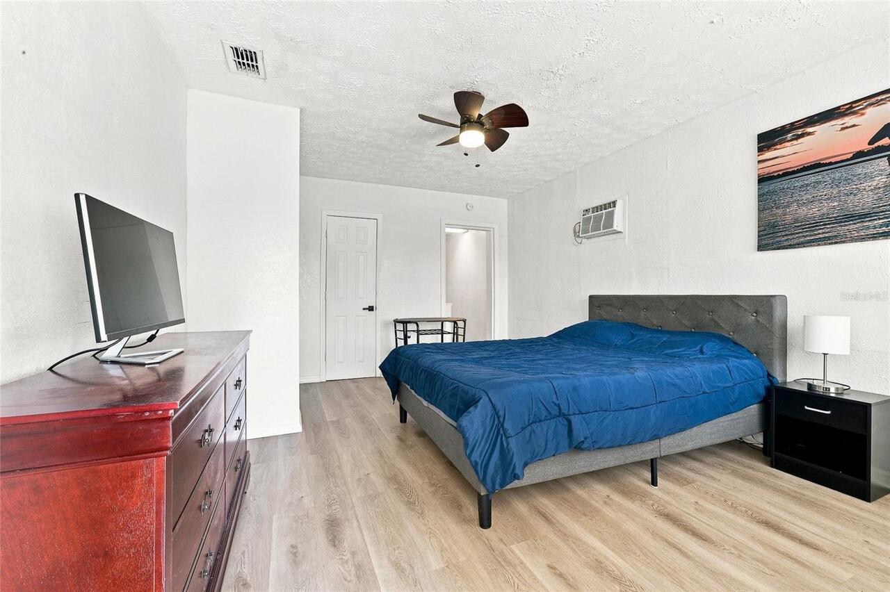 Listing Photo 36
