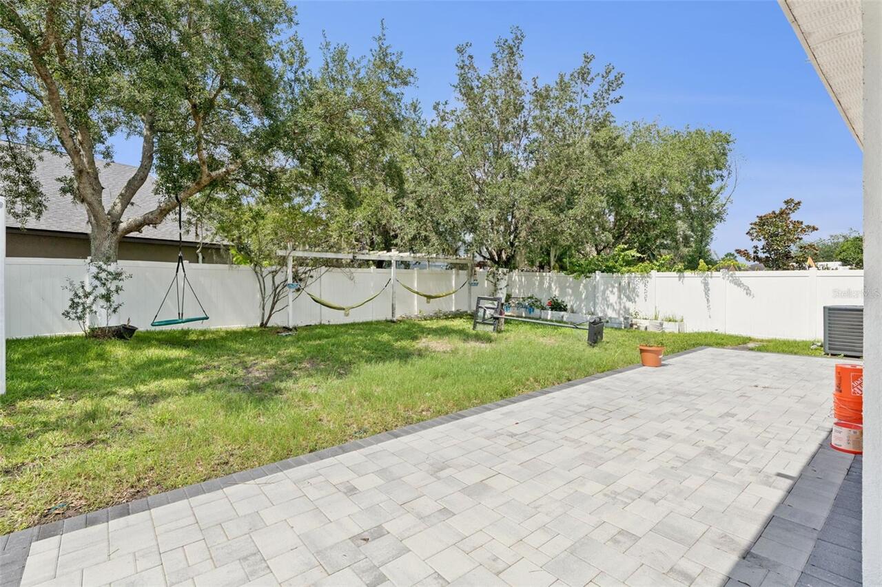 Listing Photo 17