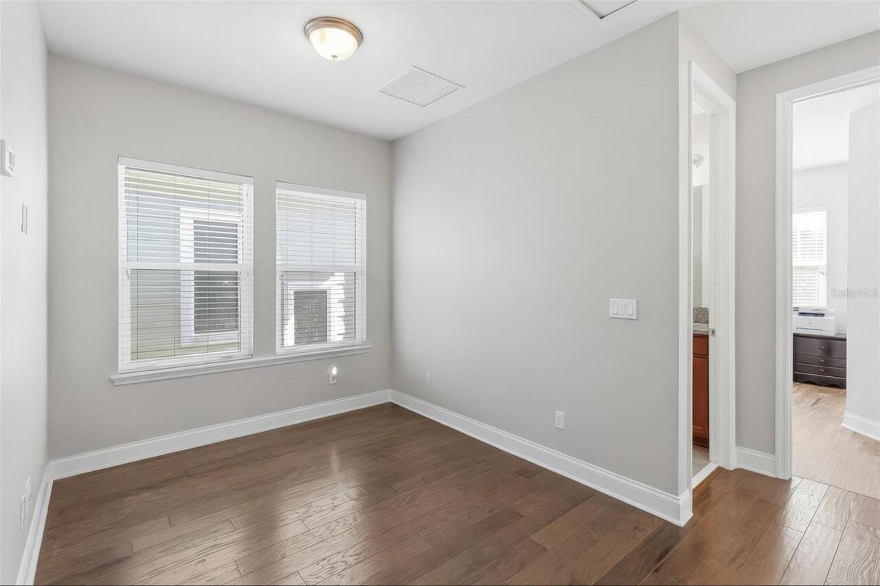 Listing Photo 22
