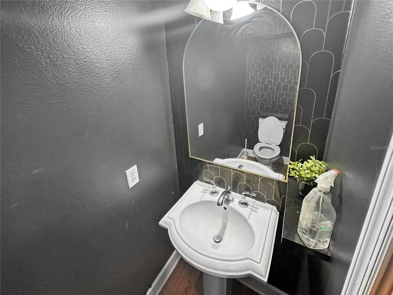 Listing Photo 6