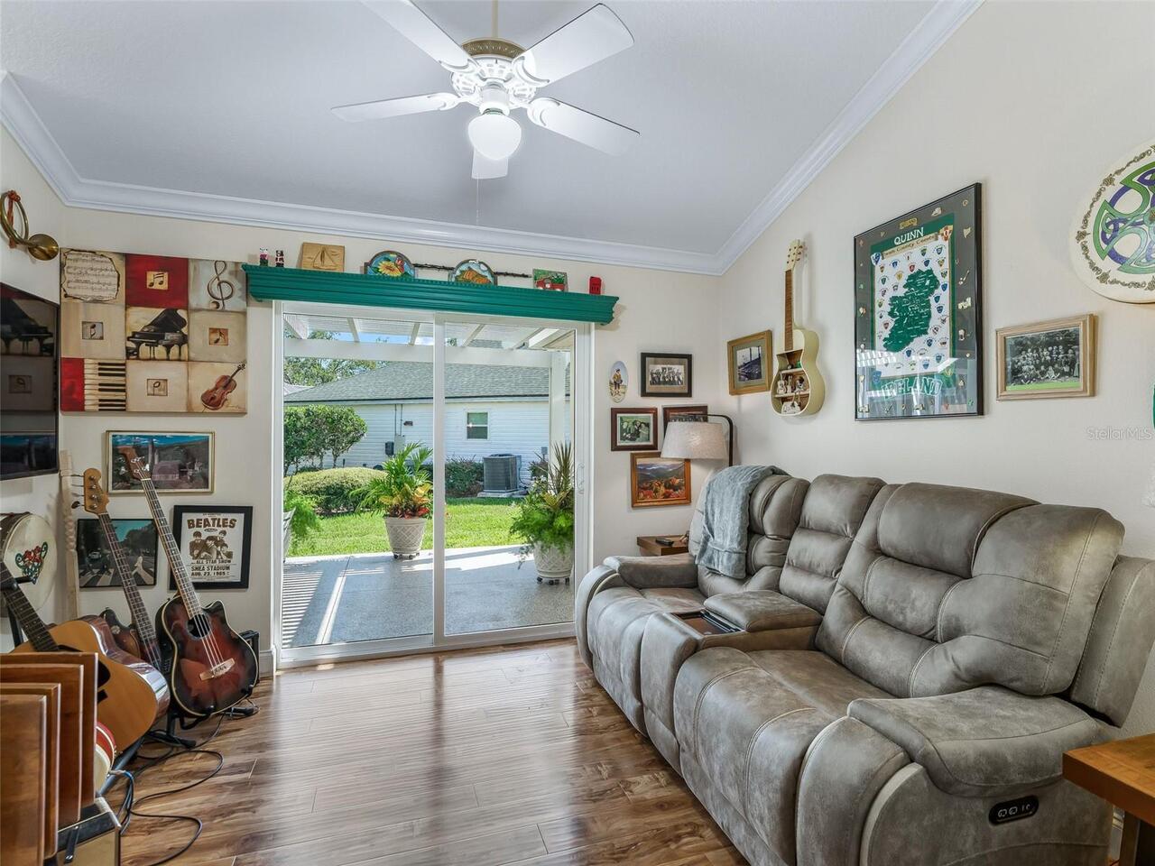 Listing Photo 9