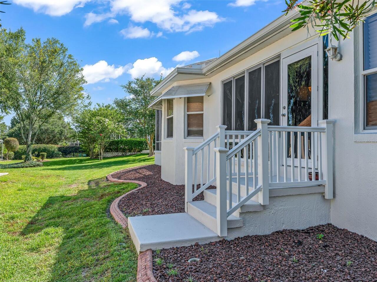 Listing Photo 10