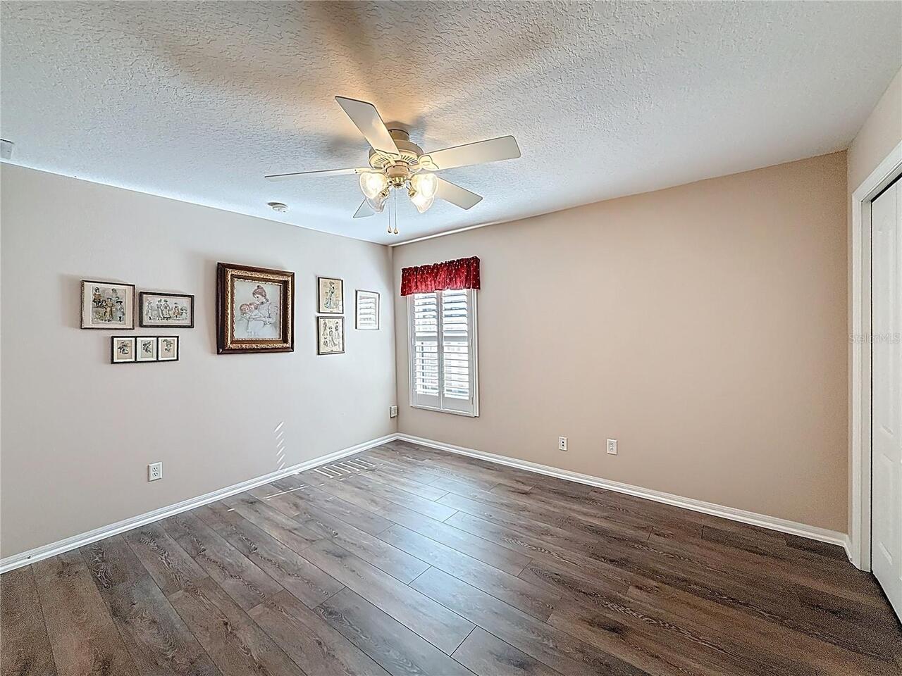 Listing Photo 25